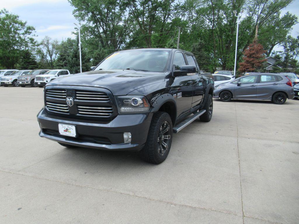 photo of 2013 RAM 1500 4DR