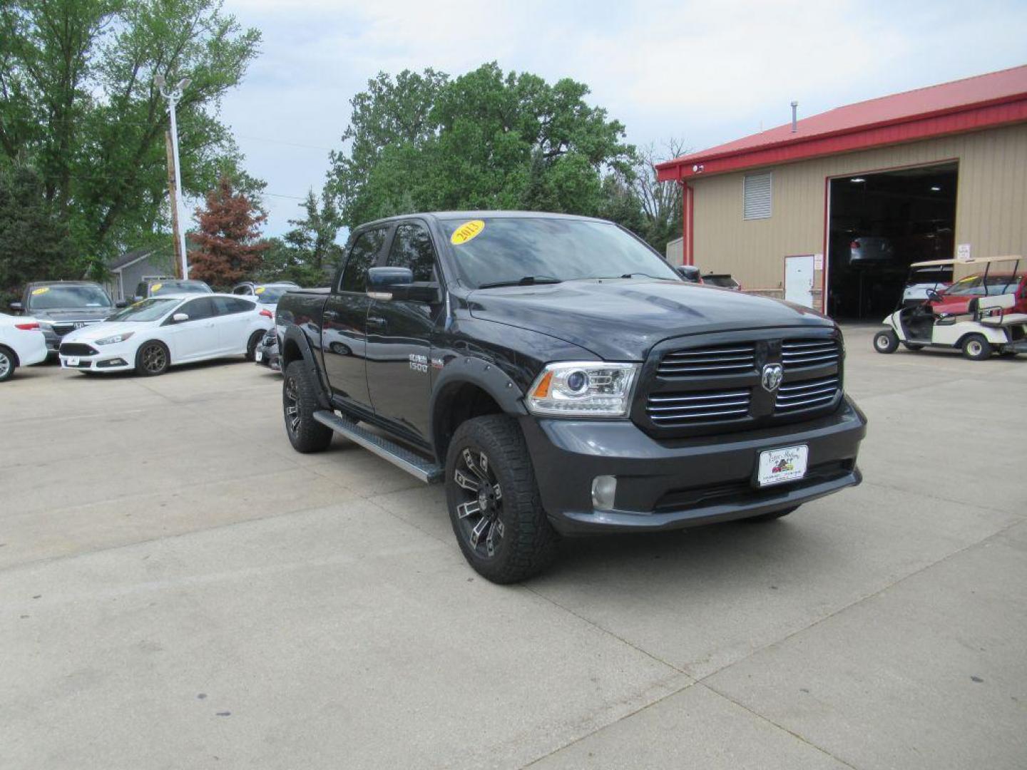 2013 GRAY RAM 1500 SPORT (1C6RR7MT9DS) with an 5.7L engine, Automatic transmission, located at 908 SE 14th Street, Des Moines, IA, 50317, (515) 281-0330, 41.580303, -93.597046 - Photo#2