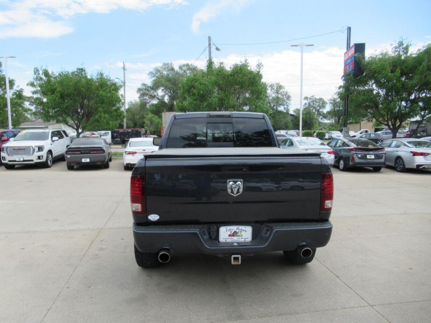 2013 GRAY RAM 1500 SPORT (1C6RR7MT9DS) with an 5.7L engine, Automatic transmission, located at 908 SE 14th Street, Des Moines, IA, 50317, (515) 281-0330, 41.580303, -93.597046 - Photo#5