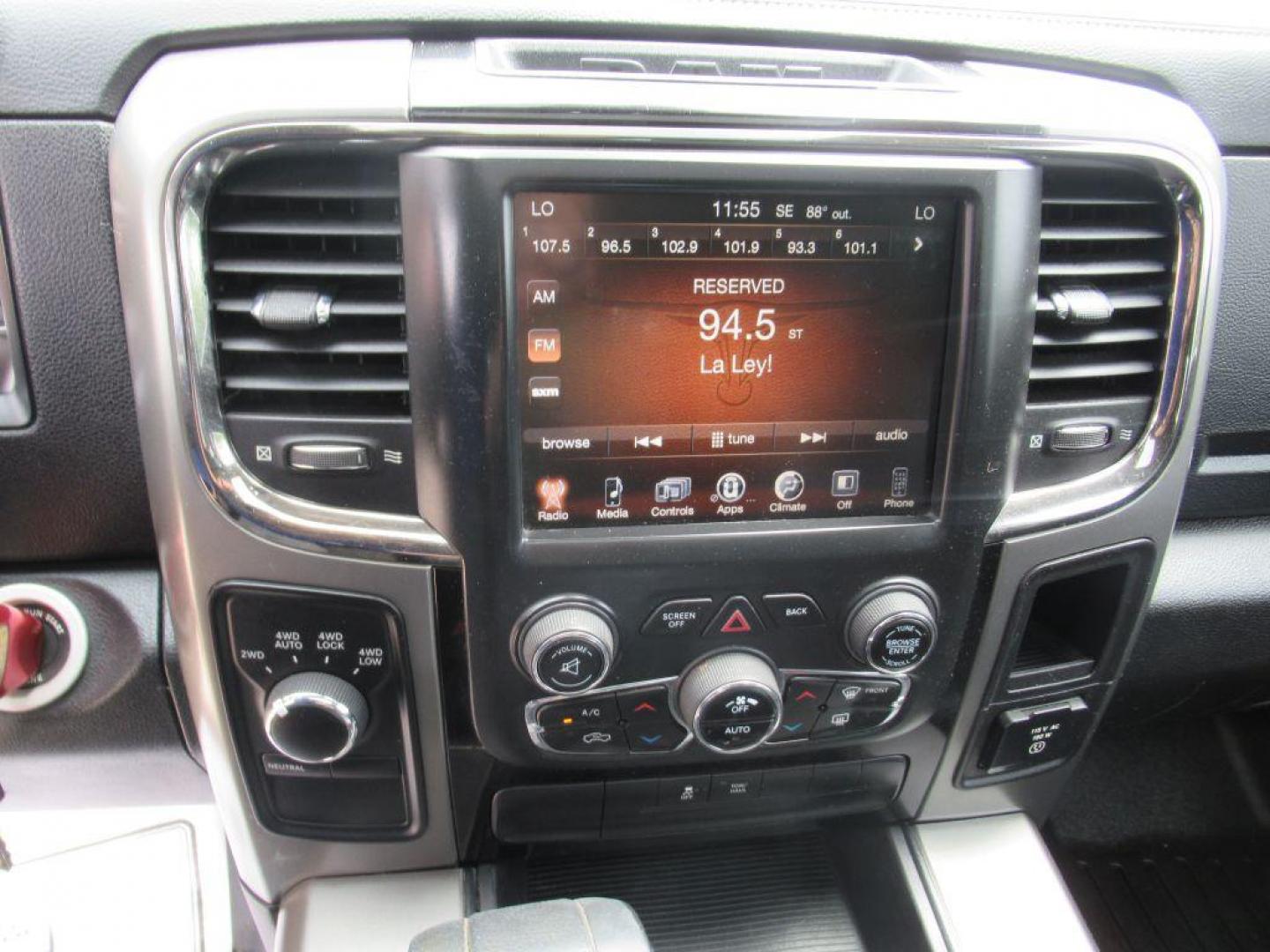 2013 GRAY RAM 1500 SPORT (1C6RR7MT9DS) with an 5.7L engine, Automatic transmission, located at 908 SE 14th Street, Des Moines, IA, 50317, (515) 281-0330, 41.580303, -93.597046 - Photo#20