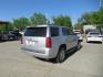 2015 SILVER CHEVROLET TAHOE 1500 LT (1GNSCBKC1FR) with an 5.3L engine, Automatic transmission, located at 908 SE 14th Street, Des Moines, IA, 50317, (515) 281-0330, 41.580303, -93.597046 - Photo#4