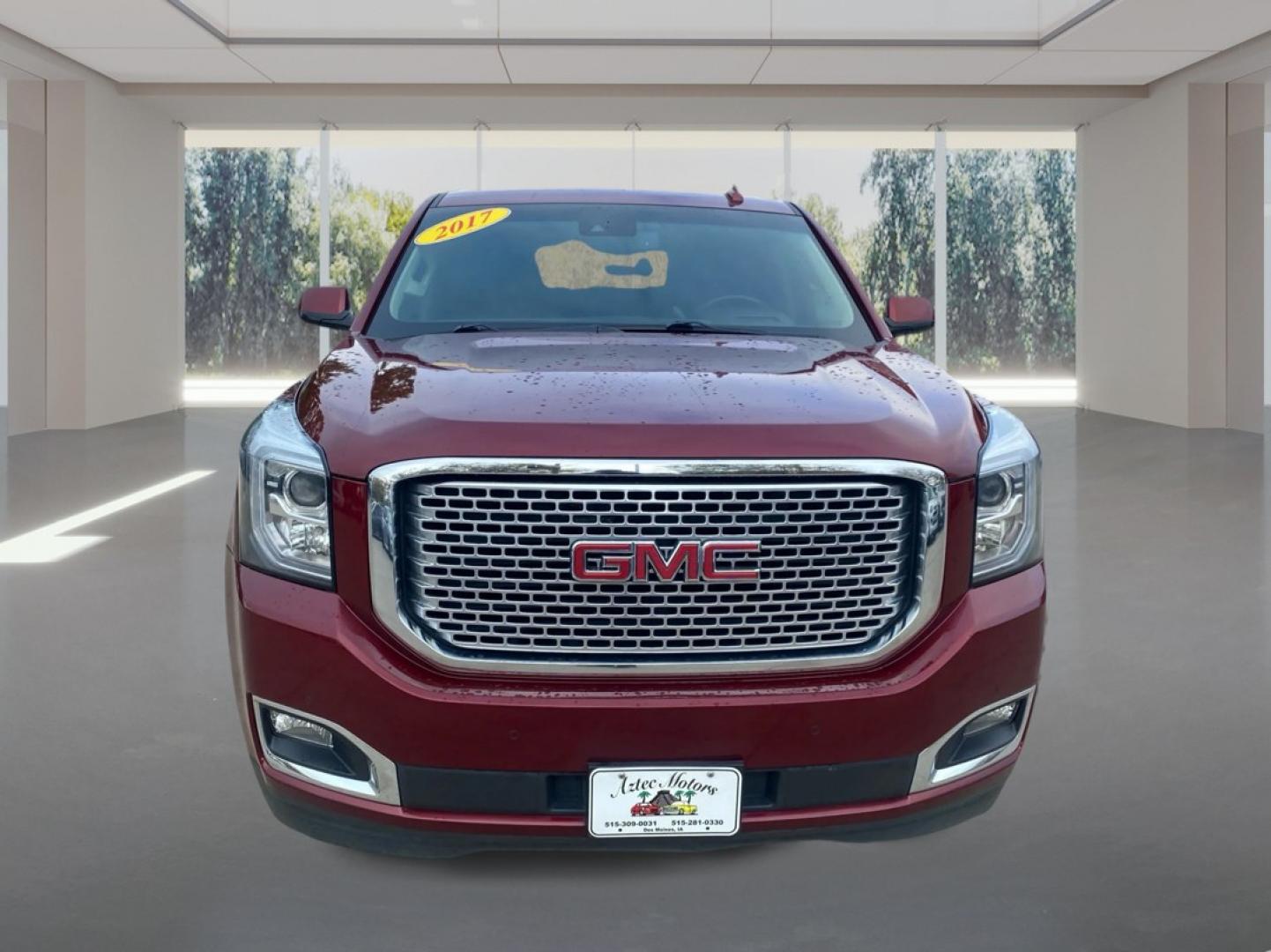 2017 MARRON GMC YUKON XL DENALI (1GKS2HKJ2HR) with an 6.2L engine, Automatic transmission, located at 908 SE 14th Street, Des Moines, IA, 50317, (515) 281-0330, 41.580303, -93.597046- Photo#6