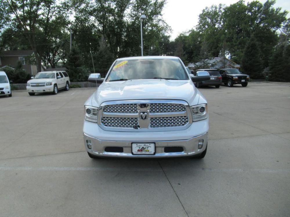 2017 WHITE RAM 1500 LARAMIE (1C6RR7NM1HS) with an 3.0L engine, Automatic transmission, located at 908 SE 14th Street, Des Moines, IA, 50317, (515) 281-0330, 41.580303, -93.597046 - Photo #1