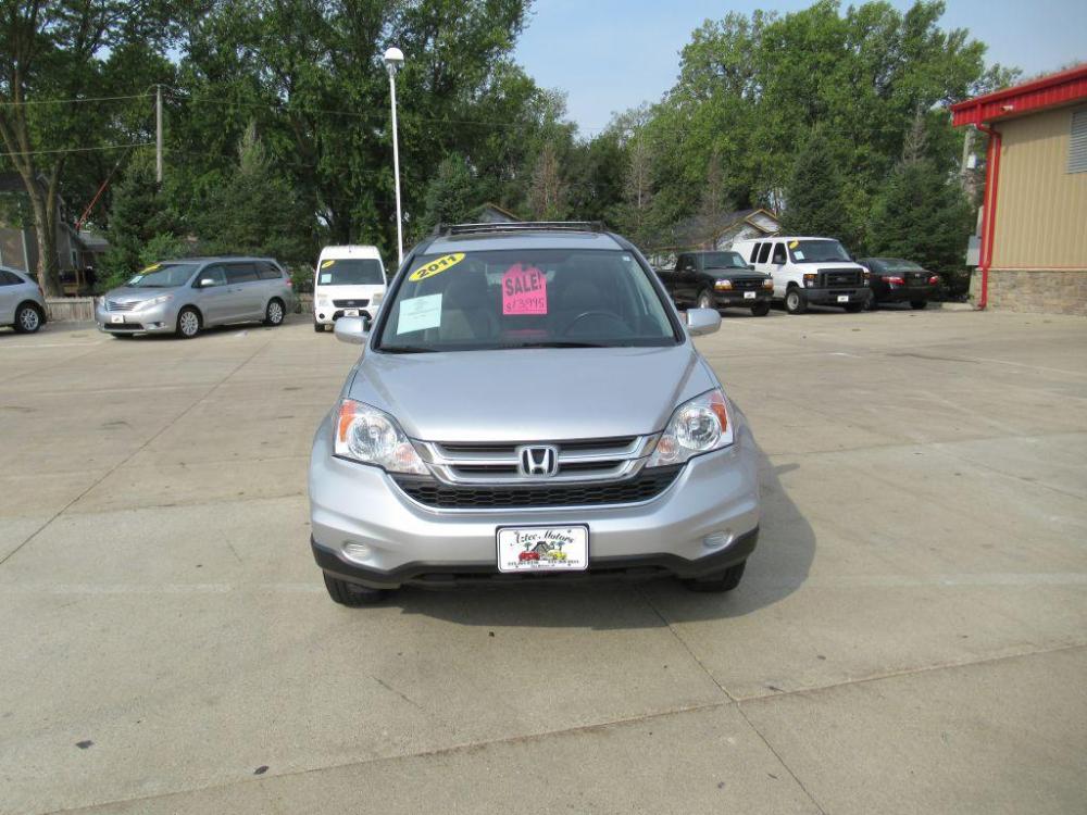 2011 SILVER HONDA CR-V EXL (5J6RE4H77BL) with an 2.4L engine, Automatic transmission, located at 908 SE 14th Street, Des Moines, IA, 50317, (515) 281-0330, 41.580303, -93.597046 - Photo #1
