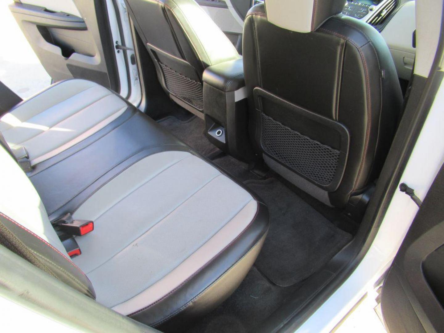 2016 WHITE CHEVROLET EQUINOX LTZ (2GNALDEK2G6) with an 2.4L engine, Automatic transmission, located at 908 SE 14th Street, Des Moines, IA, 50317, (515) 281-0330, 41.580303, -93.597046 - Photo#14