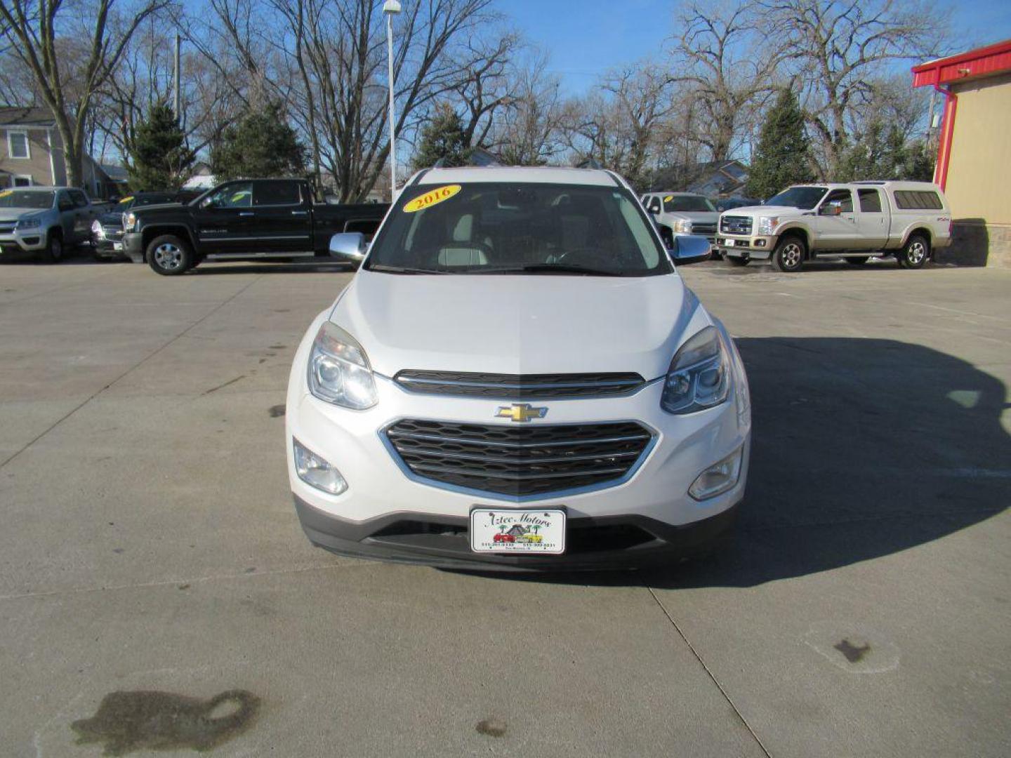 2016 WHITE CHEVROLET EQUINOX LTZ (2GNALDEK2G6) with an 2.4L engine, Automatic transmission, located at 908 SE 14th Street, Des Moines, IA, 50317, (515) 281-0330, 41.580303, -93.597046 - Photo#1