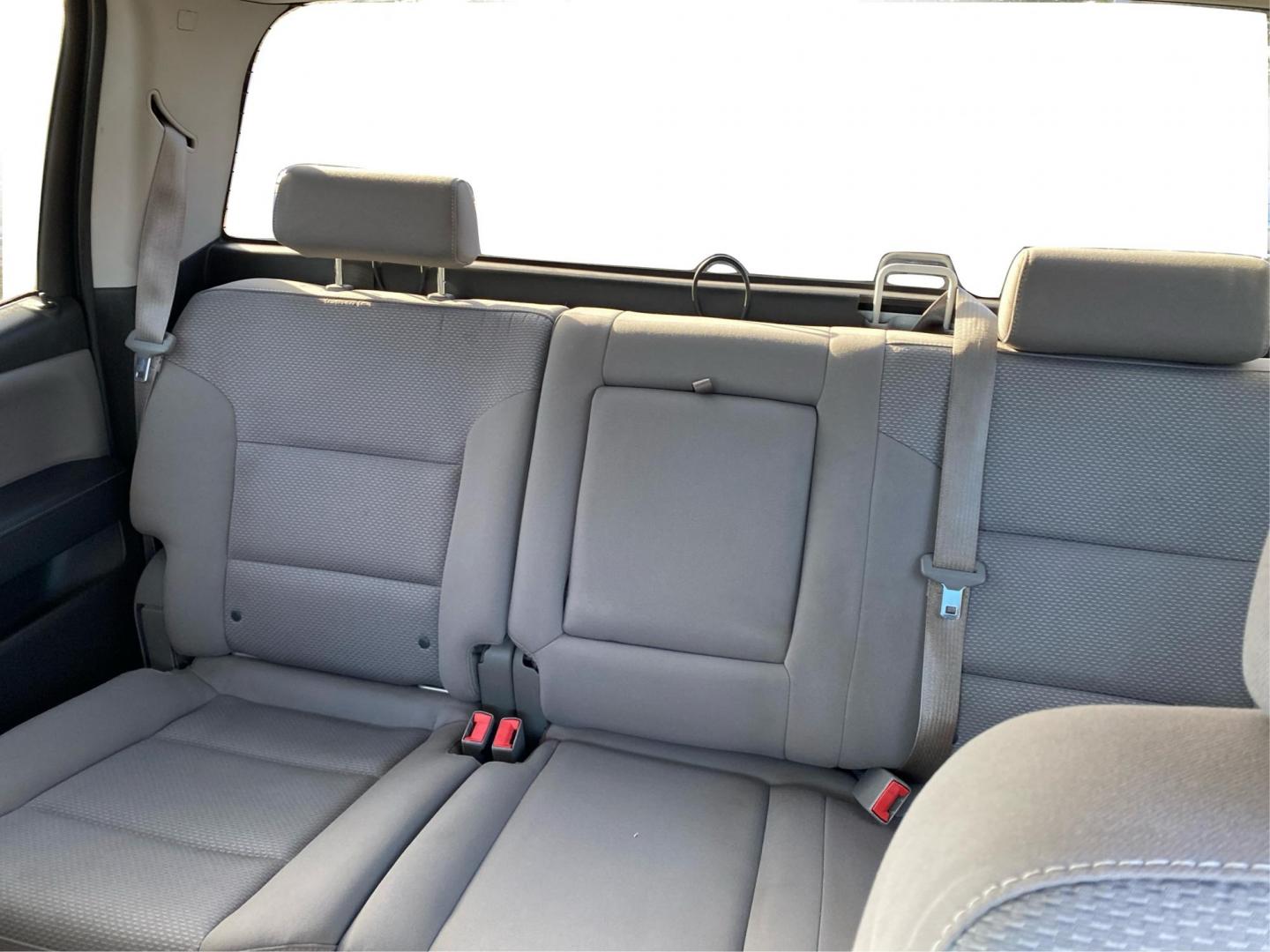 2014 WHITE CHEVROLET SILVERADO 1500 LT (3GCUKREC0EG) with an 5.3L engine, Automatic transmission, located at 908 SE 14th Street, Des Moines, IA, 50317, (515) 281-0330, 41.580303, -93.597046 - Photo#13