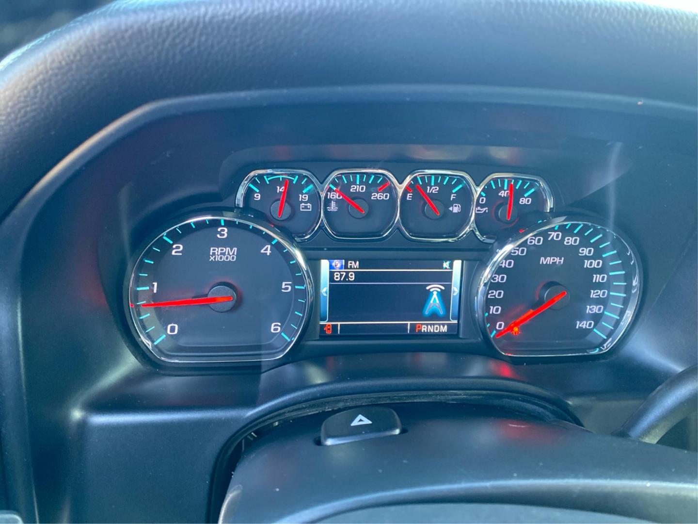 2014 WHITE CHEVROLET SILVERADO 1500 LT (3GCUKREC0EG) with an 5.3L engine, Automatic transmission, located at 908 SE 14th Street, Des Moines, IA, 50317, (515) 281-0330, 41.580303, -93.597046 - Photo#14