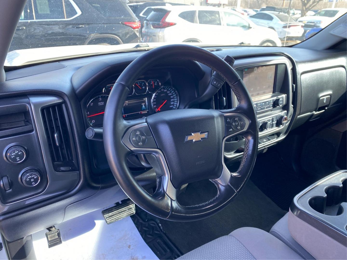 2014 WHITE CHEVROLET SILVERADO 1500 LT (3GCUKREC0EG) with an 5.3L engine, Automatic transmission, located at 908 SE 14th Street, Des Moines, IA, 50317, (515) 281-0330, 41.580303, -93.597046 - Photo#15