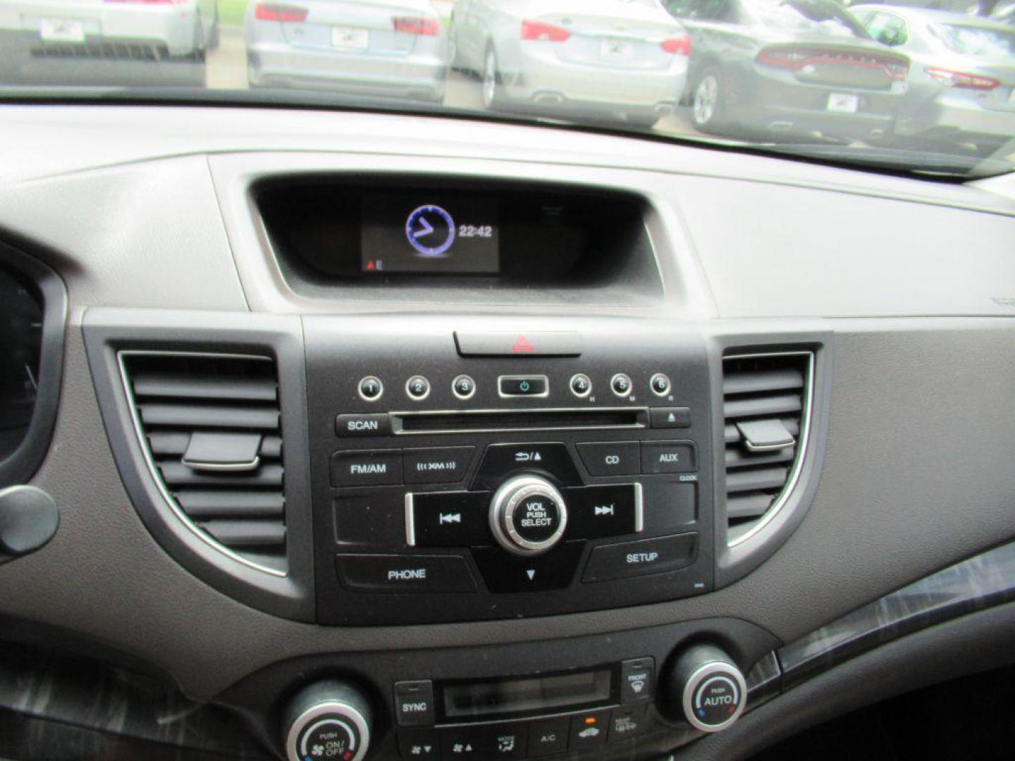 2014 WHITE HONDA CR-V EXL (5J6RM4H78EL) with an 2.4L engine, Automatic transmission, located at 908 SE 14th Street, Des Moines, IA, 50317, (515) 281-0330, 41.580303, -93.597046 - Photo#21
