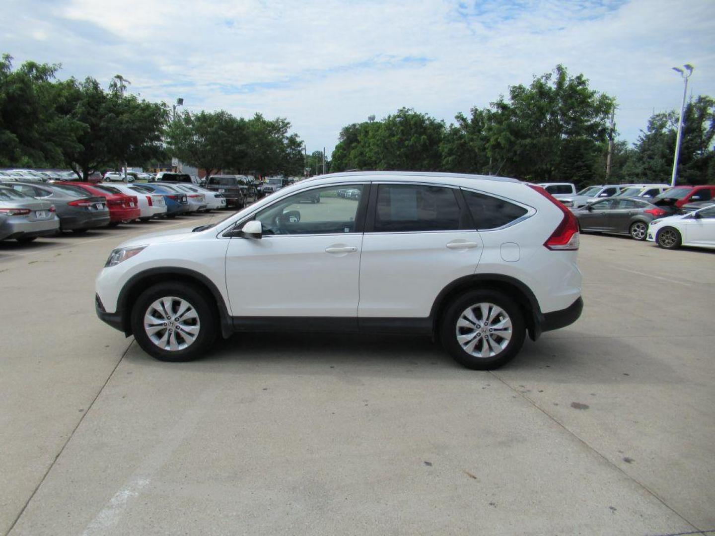 2014 WHITE HONDA CR-V EXL (5J6RM4H78EL) with an 2.4L engine, Automatic transmission, located at 908 SE 14th Street, Des Moines, IA, 50317, (515) 281-0330, 41.580303, -93.597046 - Photo#7