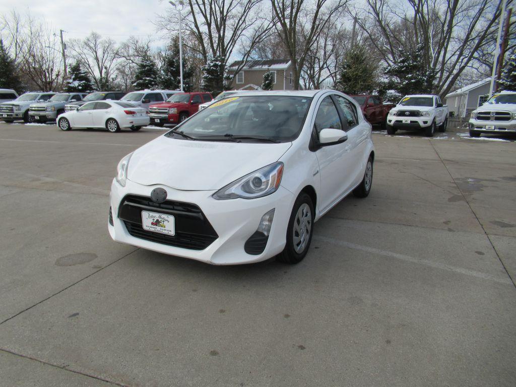 photo of 2016 TOYOTA PRIUS C 4DR