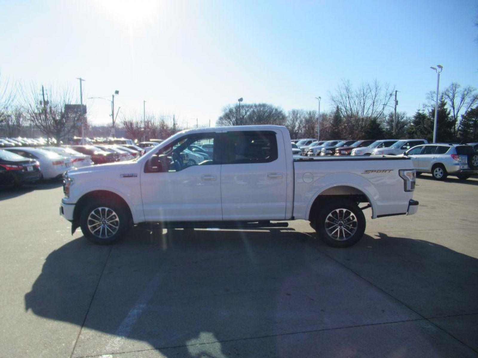 2020 WHITE FORD F150 SUPERCREW SPORT (1FTEW1C54LK) with an 5.0L engine, Automatic transmission, located at 908 SE 14th Street, Des Moines, IA, 50317, (515) 281-0330, 41.580303, -93.597046 - Photo #7