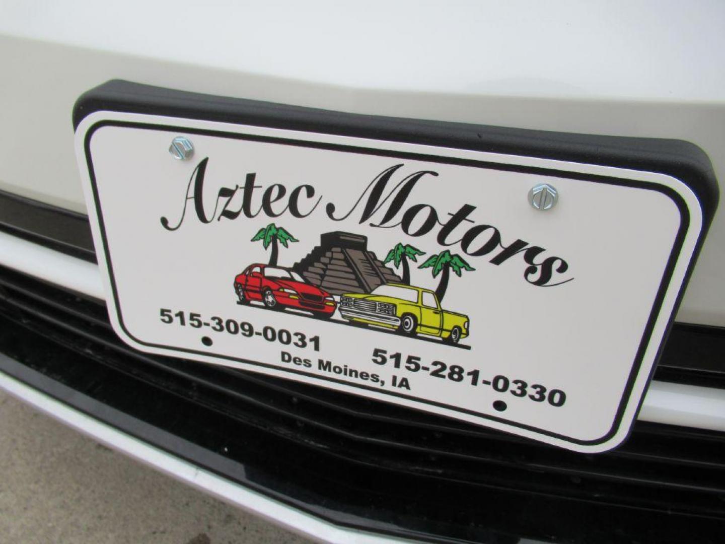 2021 WHITE CADILLAC XT6 PREMIUM LUXURY (1GYKPCRS5MZ) with an 3.6L engine, Automatic transmission, located at 908 SE 14th Street, Des Moines, IA, 50317, (515) 281-0330, 41.580303, -93.597046 - Photo#8