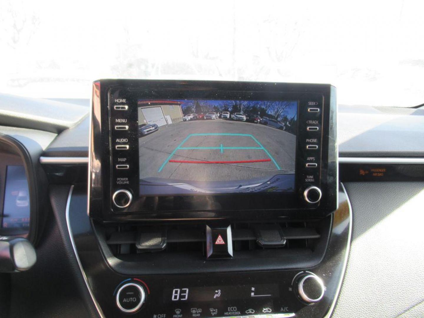 2020 SILVER TOYOTA COROLLA LE (5YFEPRAE7LP) with an 1.8L engine, Continuously Variable transmission, located at 908 SE 14th Street, Des Moines, IA, 50317, (515) 281-0330, 41.580303, -93.597046 - Photo#21