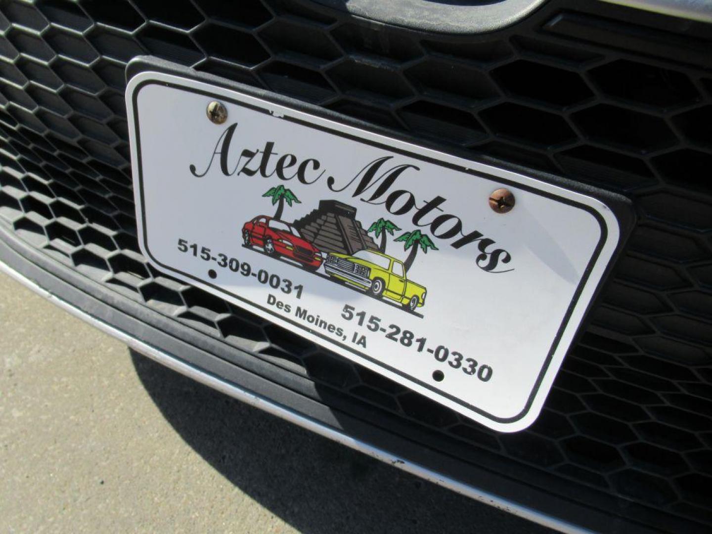 2020 SILVER TOYOTA COROLLA LE (5YFEPRAE7LP) with an 1.8L engine, Continuously Variable transmission, located at 908 SE 14th Street, Des Moines, IA, 50317, (515) 281-0330, 41.580303, -93.597046 - Photo#8