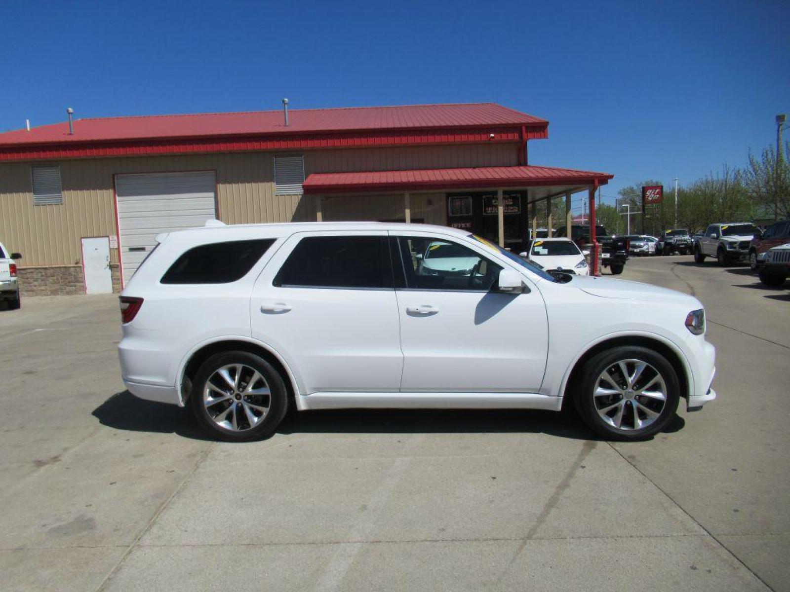 2015 WHITE DODGE DURANGO R/T (1C4SDJCT3FC) with an 5.7L engine, Automatic transmission, located at 908 SE 14th Street, Des Moines, IA, 50317, (515) 281-0330, 41.580303, -93.597046 - Photo #3
