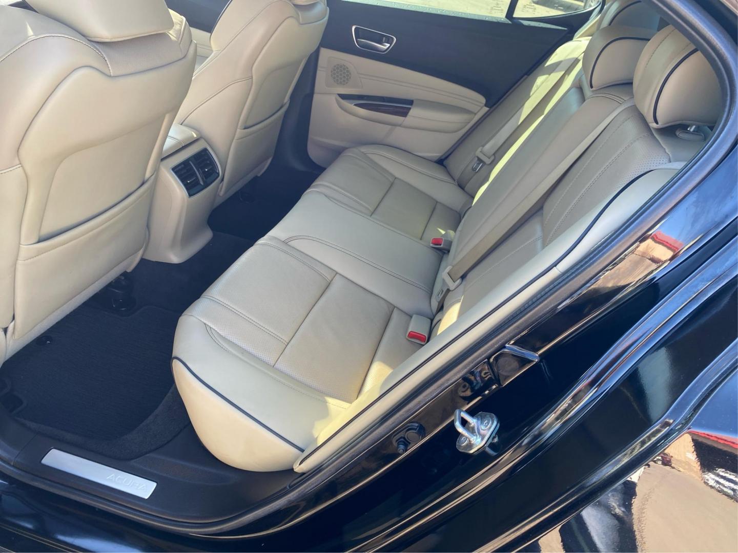 2019 BLACK ACURA TLX TECHNOLOGY (19UUB2F43KA) with an 3.5L engine, Automatic transmission, located at 908 SE 14th Street, Des Moines, IA, 50317, (515) 281-0330, 41.580303, -93.597046 - Photo#9