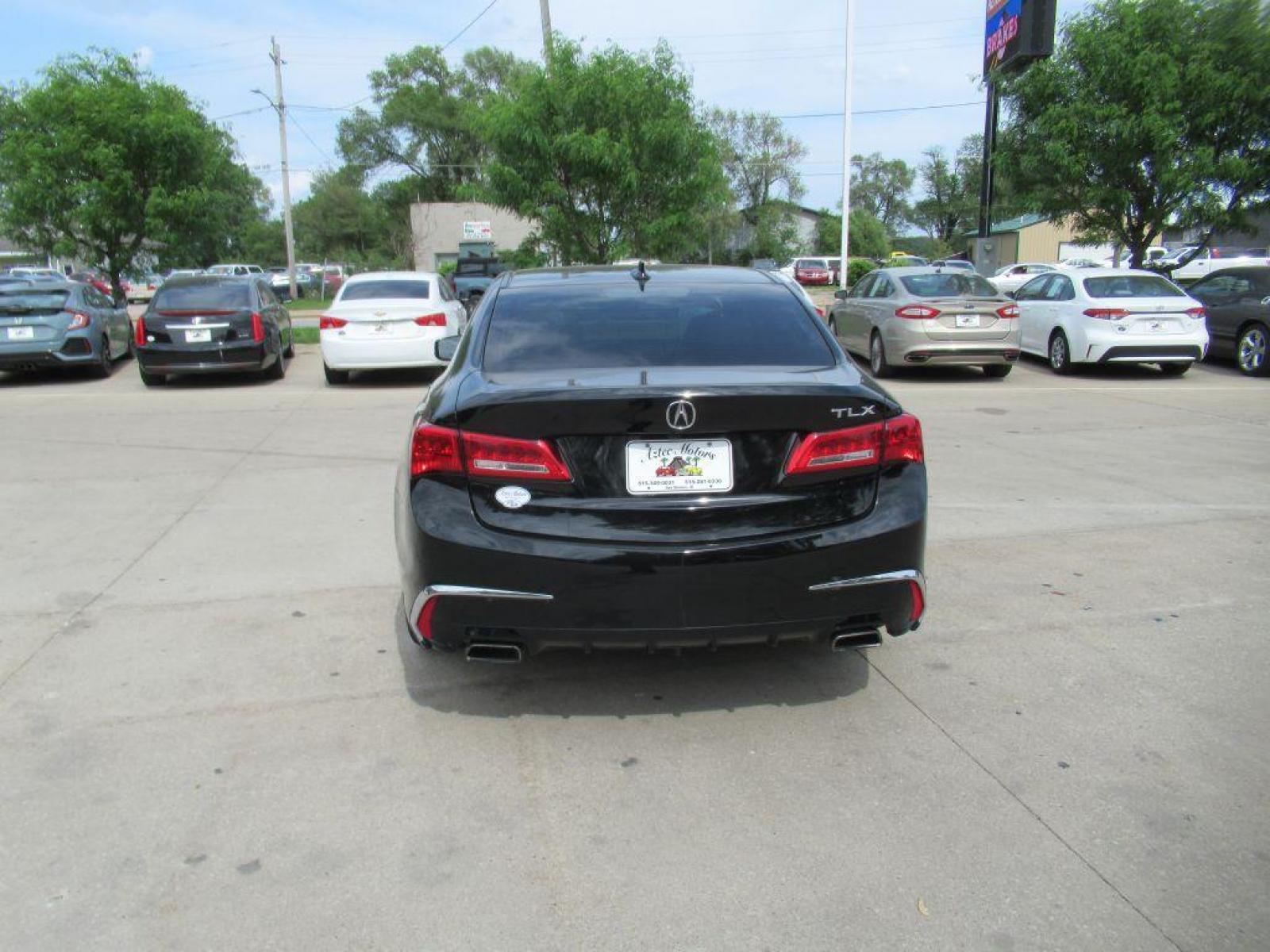 2019 BLACK ACURA TLX TECHNOLOGY (19UUB2F43KA) with an 3.5L engine, Automatic transmission, located at 908 SE 14th Street, Des Moines, IA, 50317, (515) 281-0330, 41.580303, -93.597046 - Photo #5