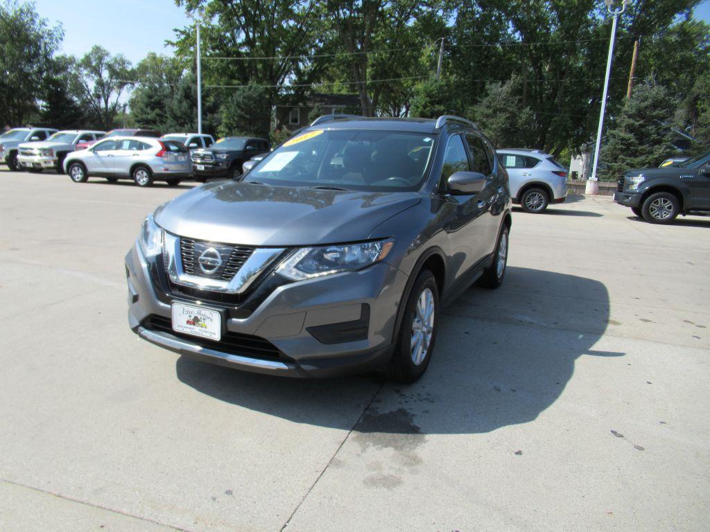 photo of 2017 NISSAN ROGUE 4DR