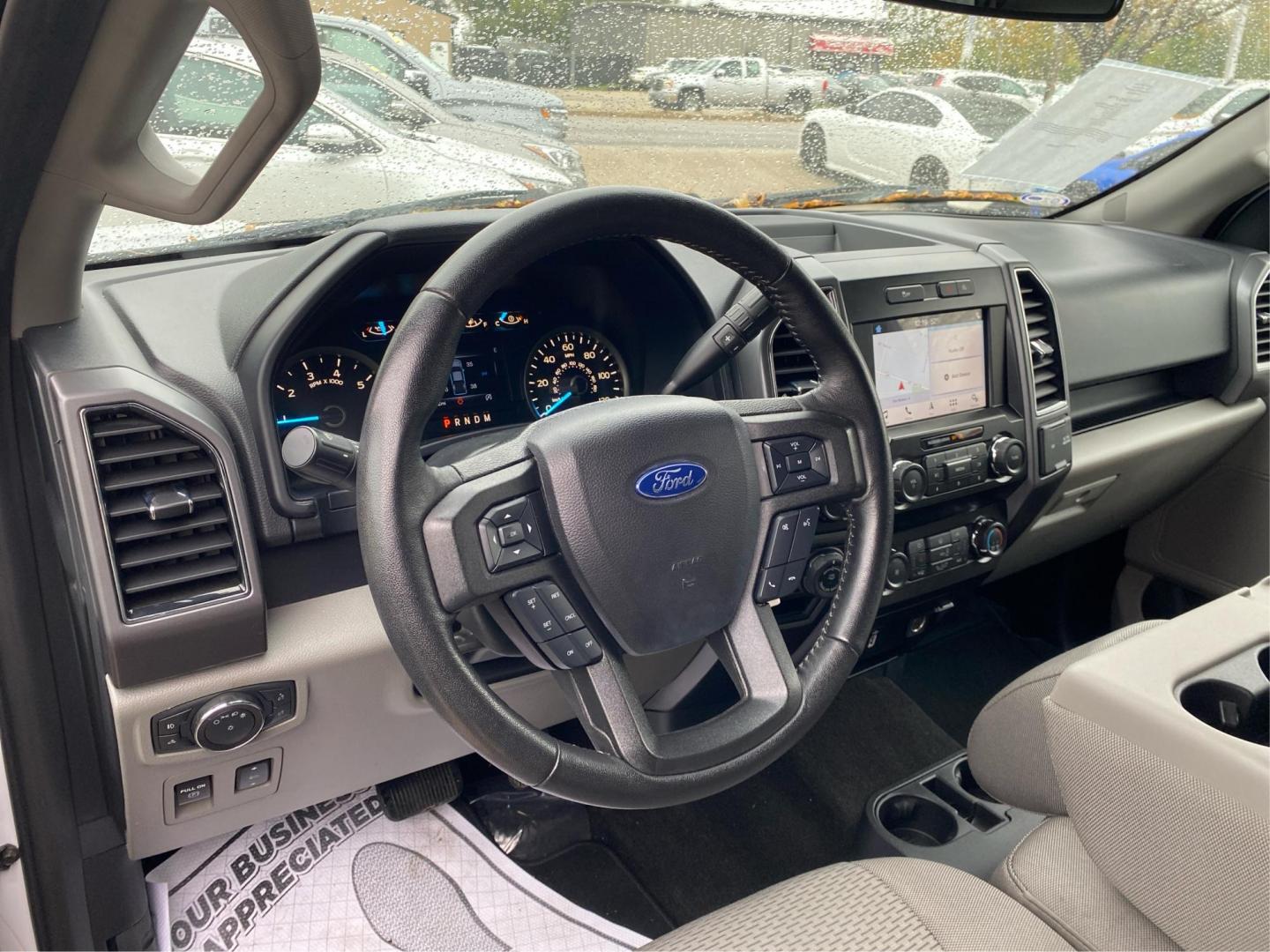 2019 WHITE FORD F150 SUPERCREW XLT (1FTEW1E47KK) with an 3.5L engine, Automatic transmission, located at 908 SE 14th Street, Des Moines, IA, 50317, (515) 281-0330, 41.580303, -93.597046 - Photo#15