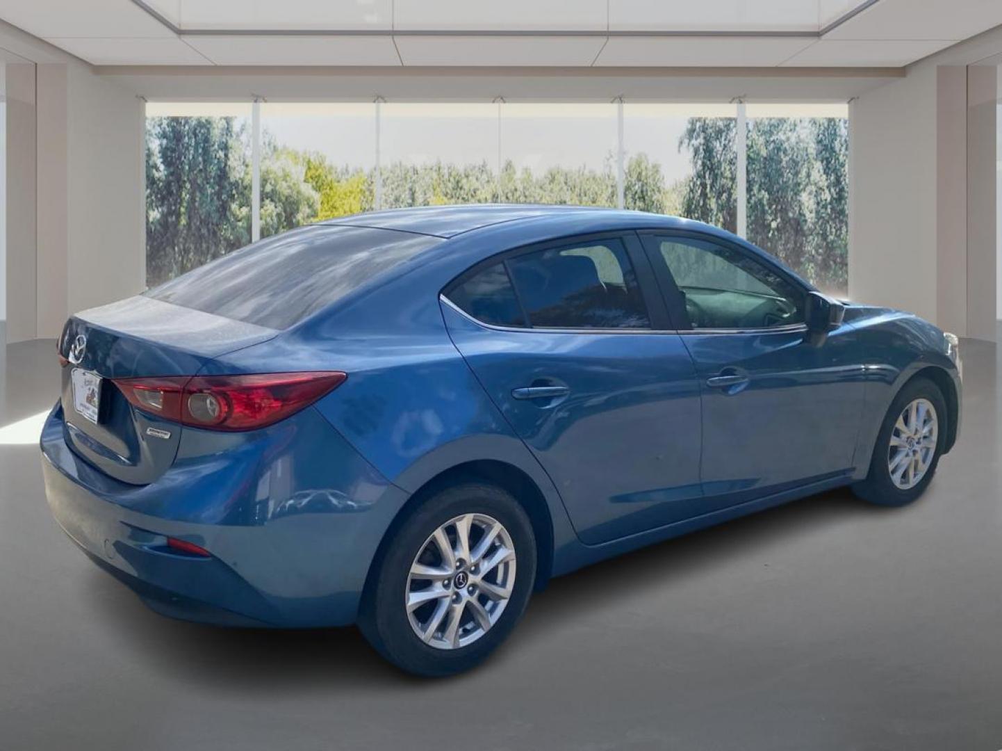 2017 BLUE MAZDA 3 SPORT (JM1BN1U73H1) with an 2.0L engine, Automatic transmission, located at 908 SE 14th Street, Des Moines, IA, 50317, (515) 281-0330, 41.580303, -93.597046 - Photo#2