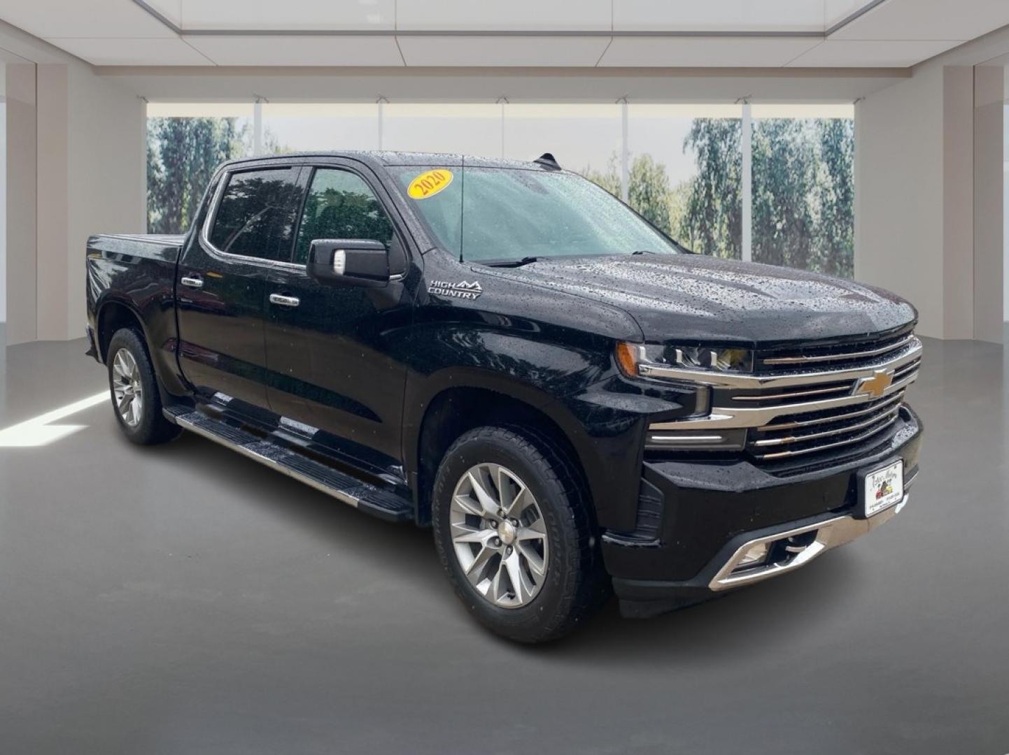 2020 BLACK CHEVROLET SILVERADO 1500 HIGH COUNTRY (1GCUYHED3LZ) with an 5.3L engine, Automatic transmission, located at 908 SE 14th Street, Des Moines, IA, 50317, (515) 281-0330, 41.580303, -93.597046- Photo#0