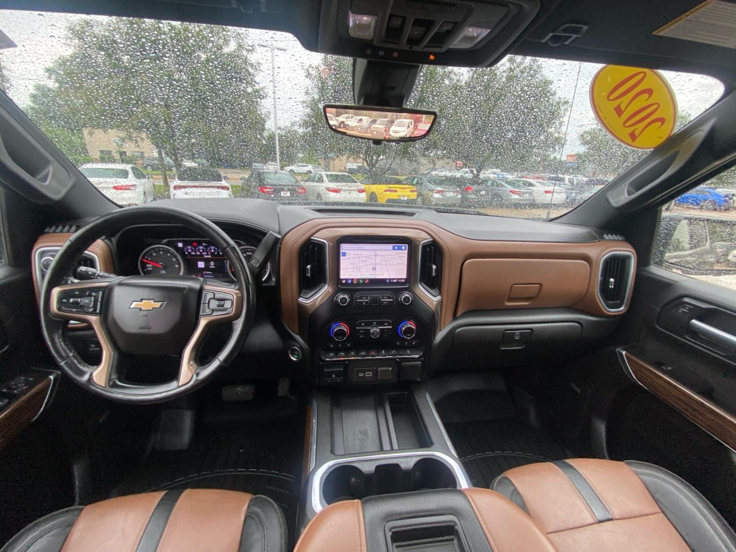 2020 BLACK CHEVROLET SILVERADO 1500 HIGH COUNTRY (1GCUYHED3LZ) with an 5.3L engine, Automatic transmission, located at 908 SE 14th Street, Des Moines, IA, 50317, (515) 281-0330, 41.580303, -93.597046- Photo#20