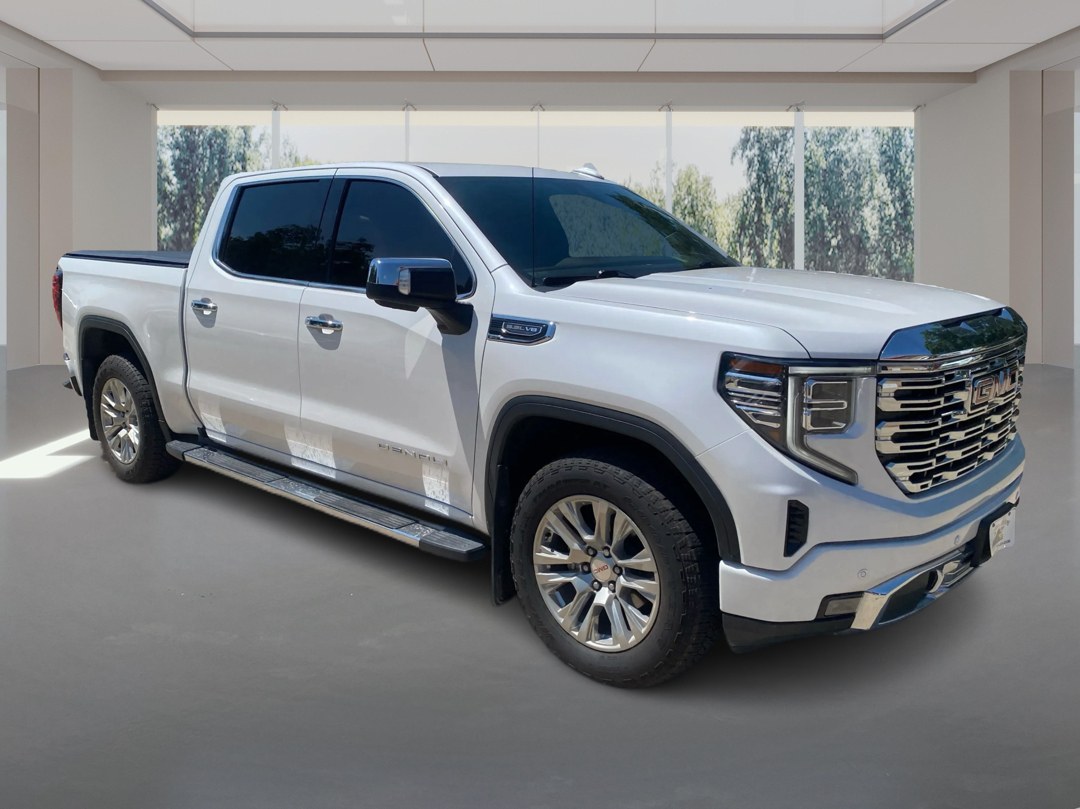 photo of 2023 GMC SIERRA CREW CAB 4DR