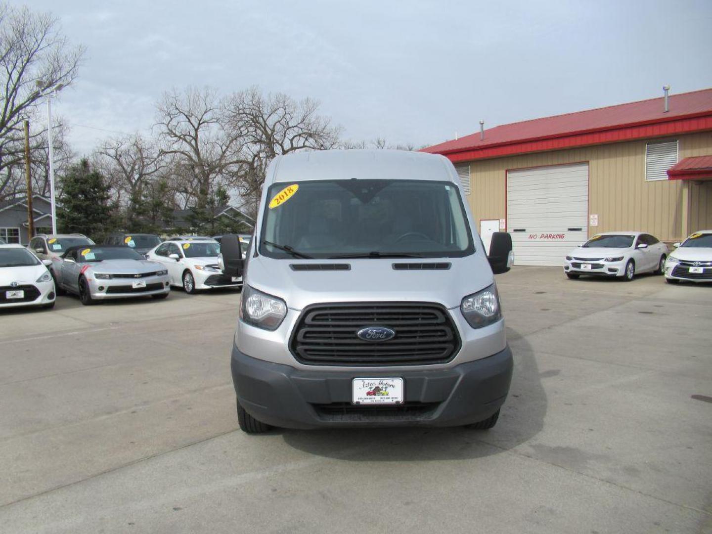 2018 SILVER FORD TRANSIT T-350 (1FBAX2CG6JK) with an 3.5L engine, Automatic transmission, located at 908 SE 14th Street, Des Moines, IA, 50317, (515) 281-0330, 41.580303, -93.597046 - Photo#1