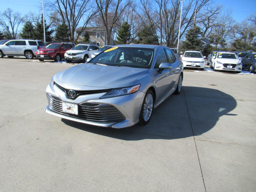 photo of 2018 TOYOTA CAMRY 4DR