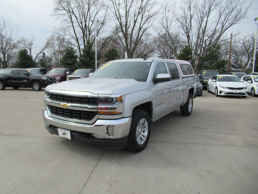 photo of 2018 CHEVROLET SILVERADO 1500 4DR