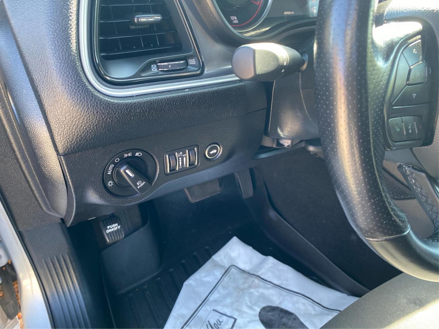 2020 SILVER DODGE CHALLENGER GT (2C3CDZKGXLH) with an 3.6L engine, Automatic transmission, located at 908 SE 14th Street, Des Moines, IA, 50317, (515) 281-0330, 41.580303, -93.597046 - Photo#16