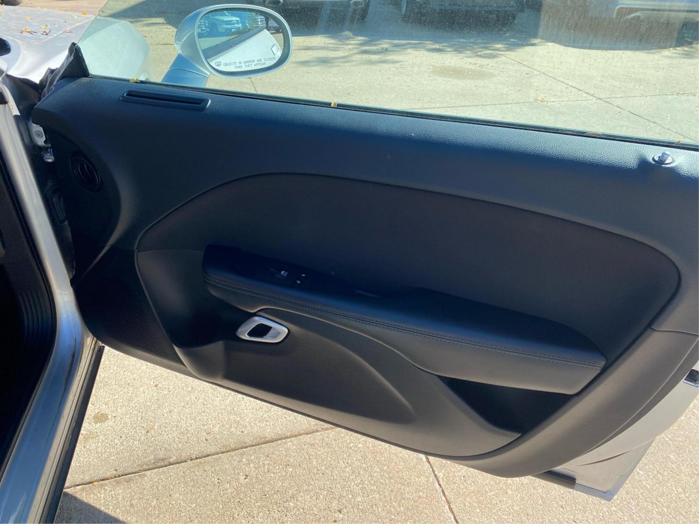 2020 SILVER DODGE CHALLENGER GT (2C3CDZKGXLH) with an 3.6L engine, Automatic transmission, located at 908 SE 14th Street, Des Moines, IA, 50317, (515) 281-0330, 41.580303, -93.597046 - Photo#19