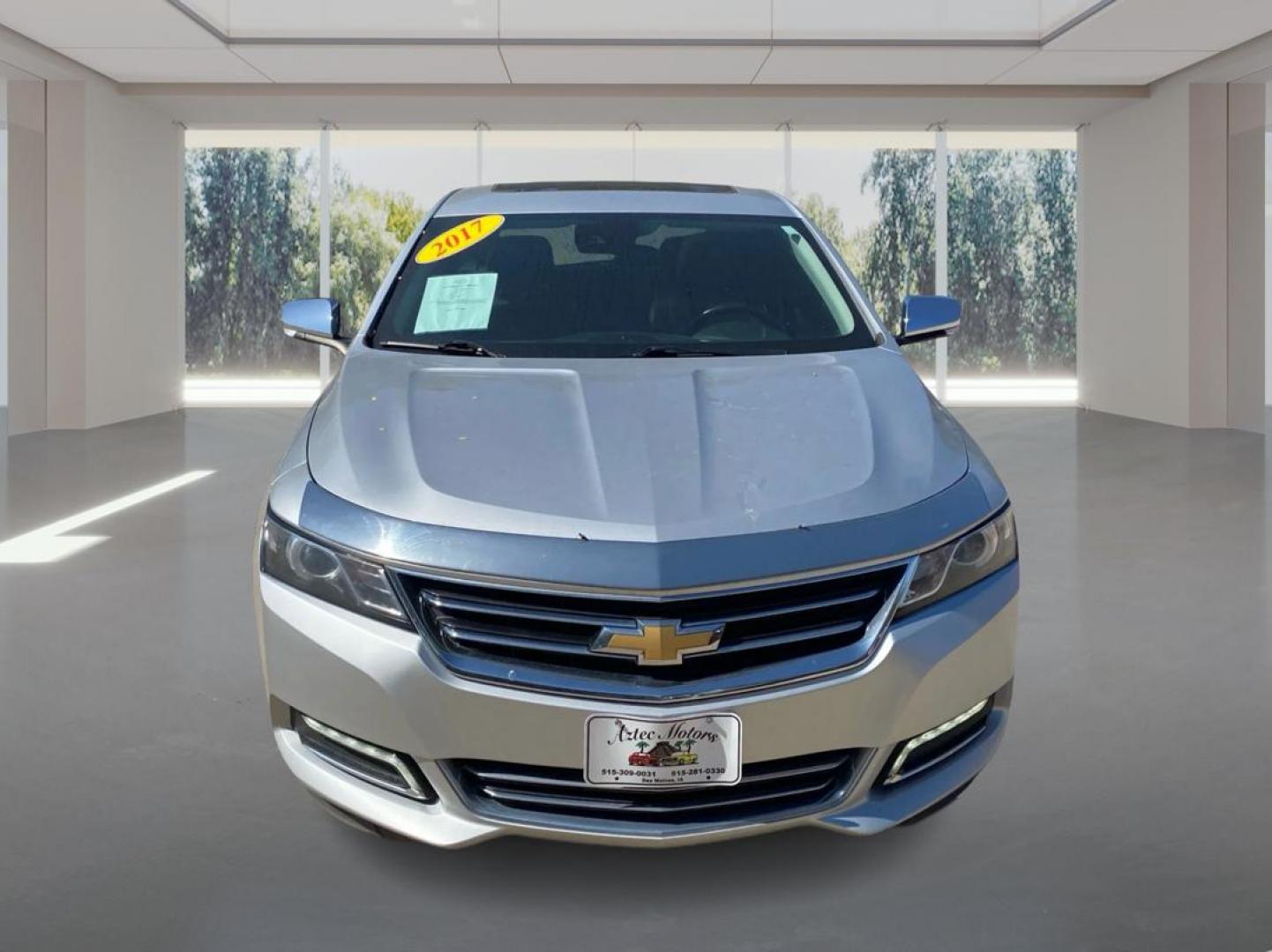 2017 SILVER CHEVROLET IMPALA PREMIER (1G1145S34HU) with an 3.6L engine, Automatic transmission, located at 908 SE 14th Street, Des Moines, IA, 50317, (515) 281-0330, 41.580303, -93.597046 - Photo#6