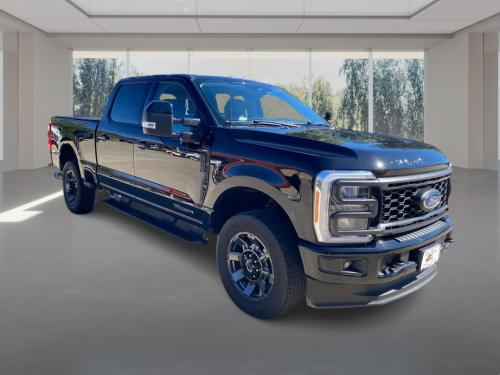 2023 FORD F250 4DR