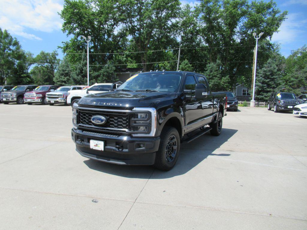 photo of 2023 FORD F250 4DR