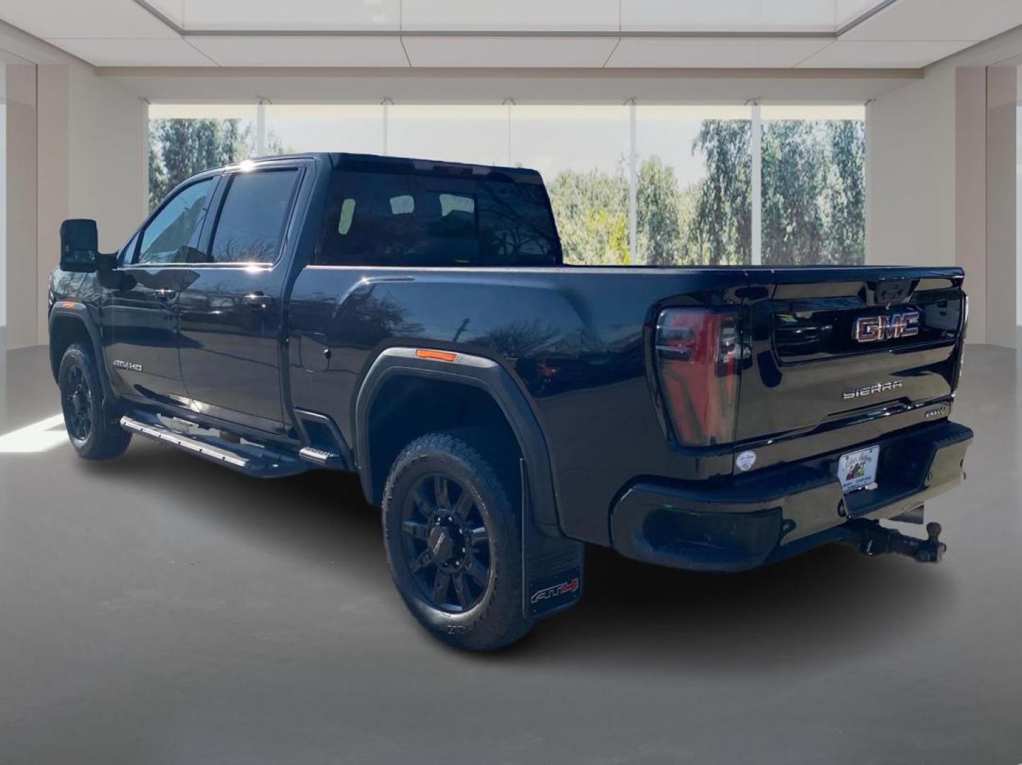 2024 BLACK GMC SIERRA CREW CAB 2500 AT4 (1GT49PEY2RF) with an 6.6L engine, Automatic transmission, located at 908 SE 14th Street, Des Moines, IA, 50317, (515) 281-0330, 41.580303, -93.597046 - Photo#4