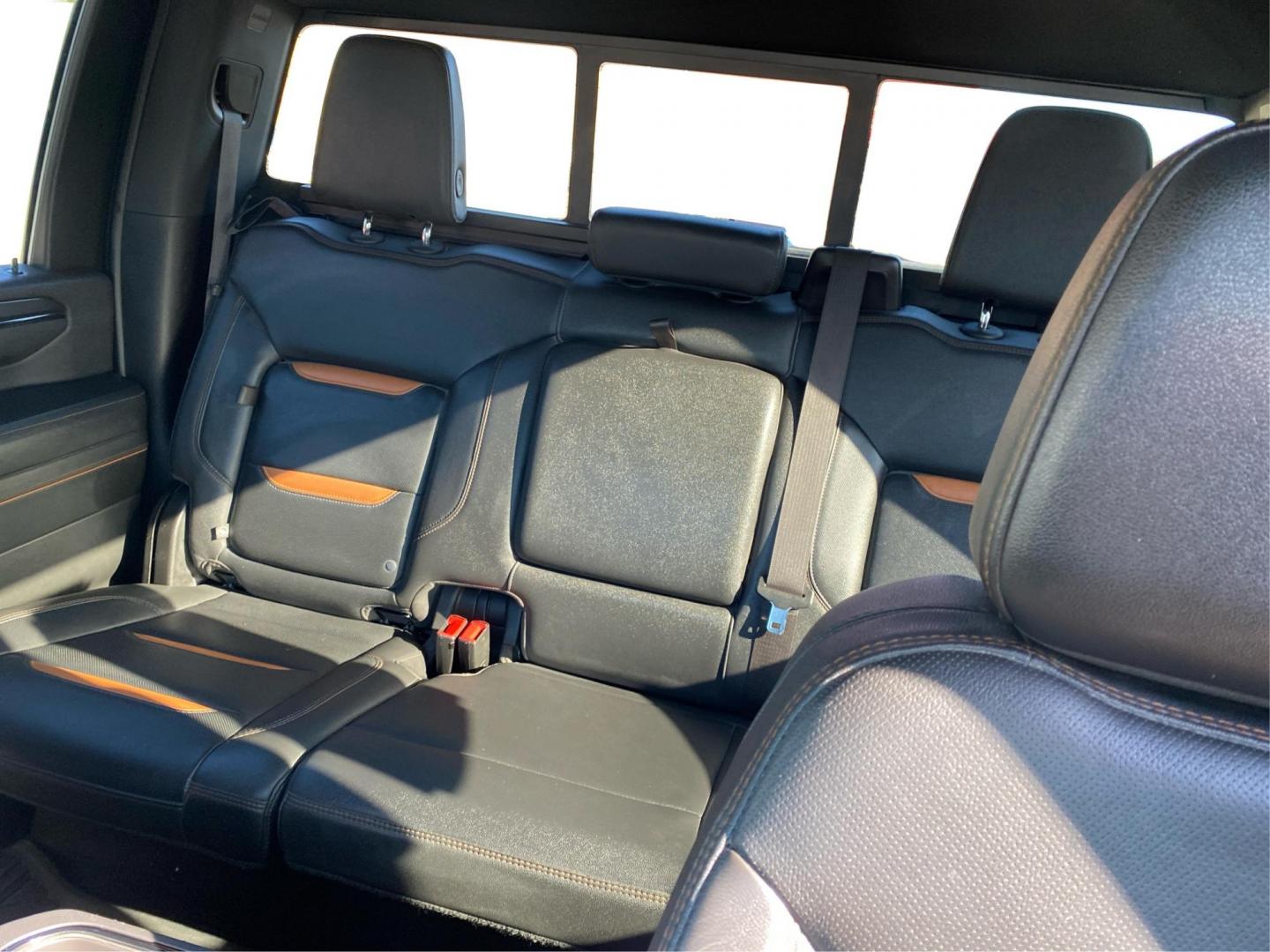 2024 BLACK GMC SIERRA CREW CAB 2500 AT4 (1GT49PEY2RF) with an 6.6L engine, Automatic transmission, located at 908 SE 14th Street, Des Moines, IA, 50317, (515) 281-0330, 41.580303, -93.597046 - Photo#13