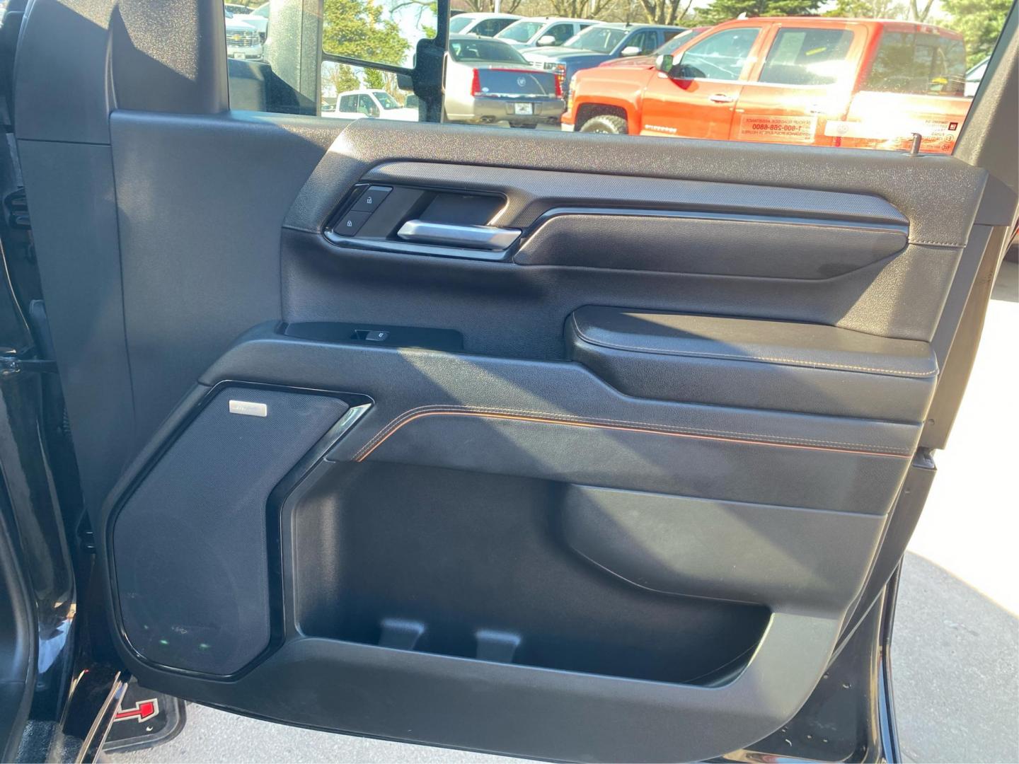 2024 BLACK GMC SIERRA CREW CAB 2500 AT4 (1GT49PEY2RF) with an 6.6L engine, Automatic transmission, located at 908 SE 14th Street, Des Moines, IA, 50317, (515) 281-0330, 41.580303, -93.597046 - Photo#18