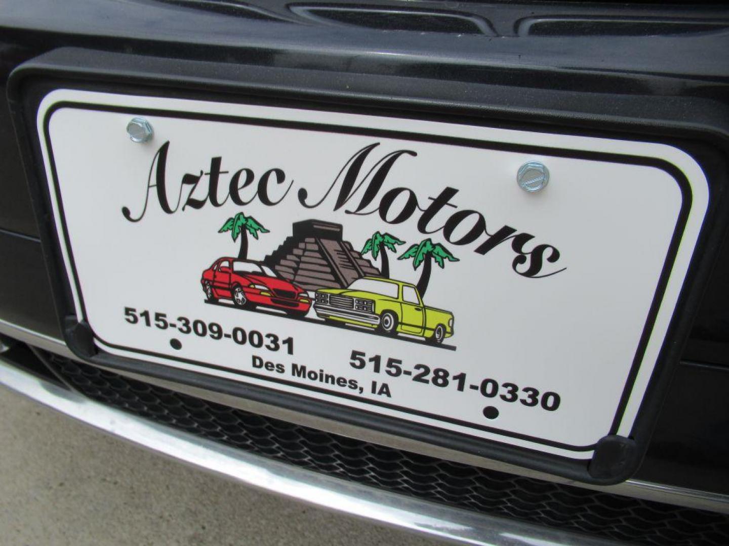 2014 BLACK JEEP GRAND CHEROKEE OVERLAND (1C4RJFCG5EC) with an 3.6L engine, Automatic transmission, located at 908 SE 14th Street, Des Moines, IA, 50317, (515) 281-0330, 41.580303, -93.597046 - Photo#8