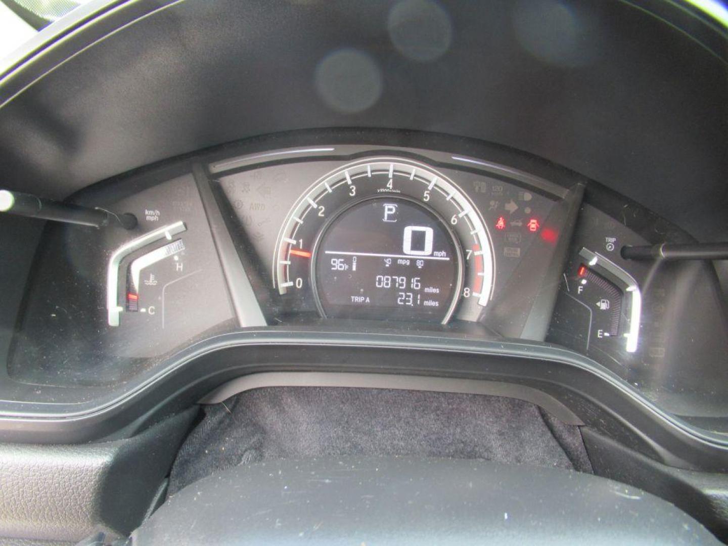 2018 WHITE HONDA CR-V LX (5J6RW6H34JL) with an 2.4L engine, Continuously Variable transmission, located at 908 SE 14th Street, Des Moines, IA, 50317, (515) 281-0330, 41.580303, -93.597046 - Photo#24