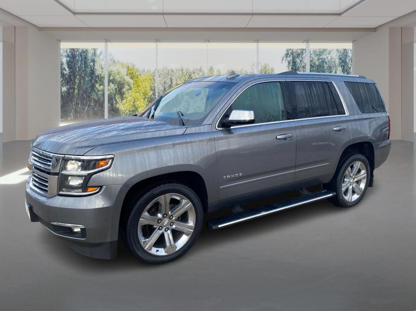 2018 BLUE CHEVROLET TAHOE PREMIER (1GNSKCKC4JR) with an 5.3L engine, Automatic transmission, located at 908 SE 14th Street, Des Moines, IA, 50317, (515) 281-0330, 41.580303, -93.597046 - Photo#7