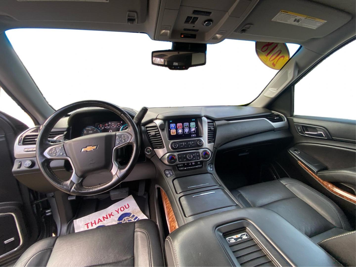 2018 BLUE CHEVROLET TAHOE PREMIER (1GNSKCKC4JR) with an 5.3L engine, Automatic transmission, located at 908 SE 14th Street, Des Moines, IA, 50317, (515) 281-0330, 41.580303, -93.597046 - Photo#22