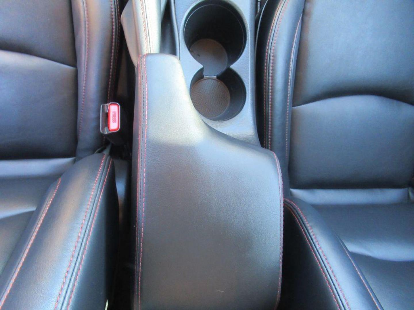 2014 GRAY MAZDA 3 TOURING (JM1BM1L35E1) with an 2.5L engine, Automatic transmission, located at 908 SE 14th Street, Des Moines, IA, 50317, (515) 281-0330, 41.580303, -93.597046 - Photo#18