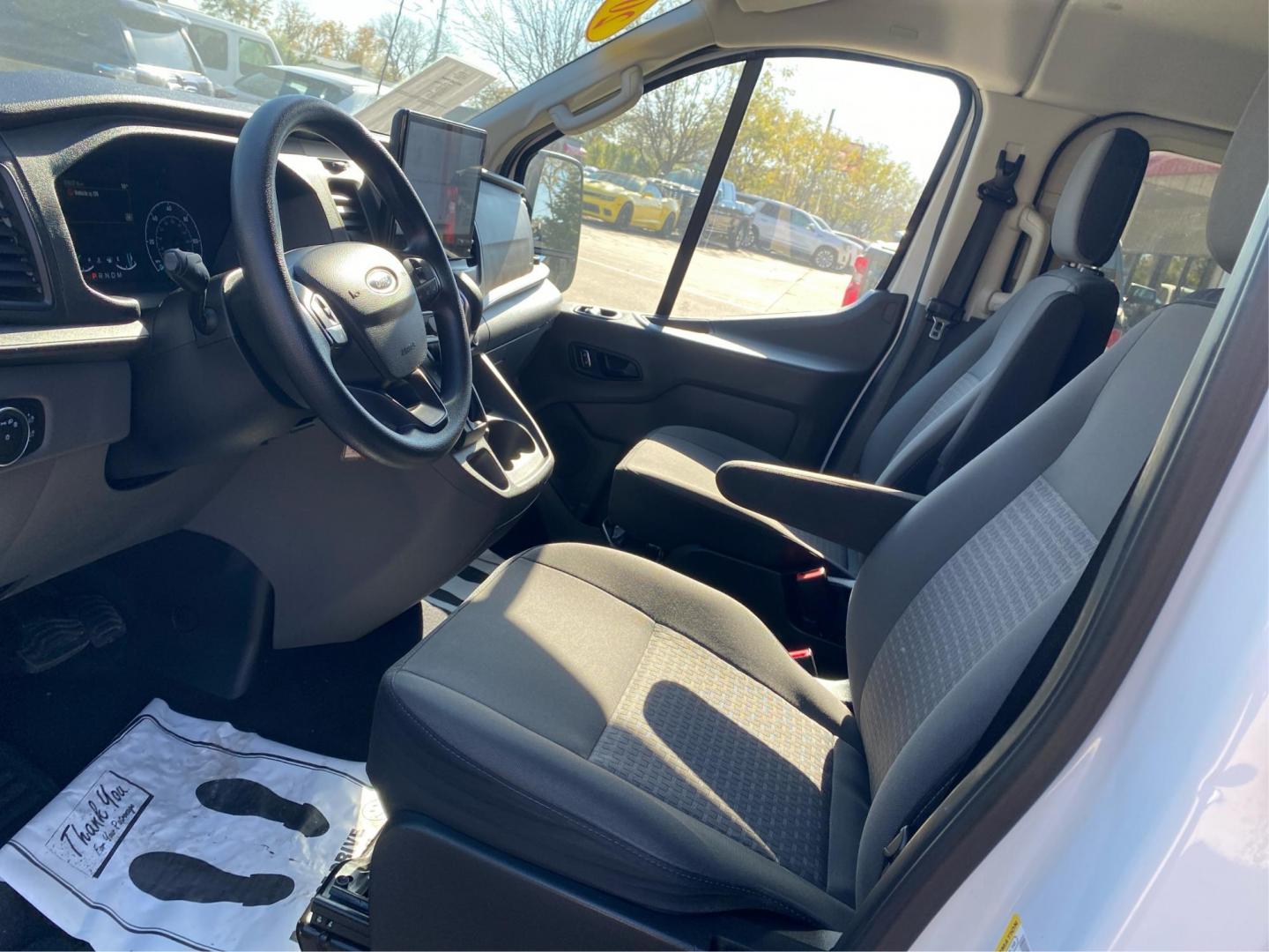 2022 WHITE FORD TRANSIT T-350 (1FBAX2Y83NK) with an 3.5L engine, Automatic transmission, located at 908 SE 14th Street, Des Moines, IA, 50317, (515) 281-0330, 41.580303, -93.597046 - Photo#8