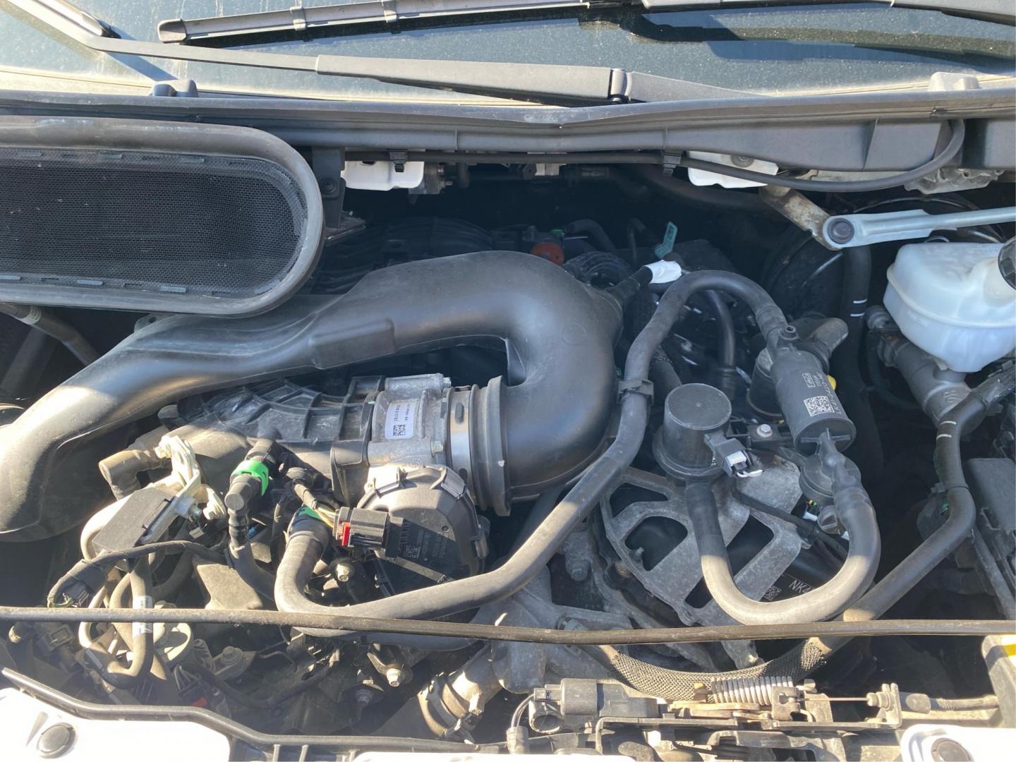 2022 WHITE FORD TRANSIT T-350 (1FBAX2Y83NK) with an 3.5L engine, Automatic transmission, located at 908 SE 14th Street, Des Moines, IA, 50317, (515) 281-0330, 41.580303, -93.597046 - Photo#9