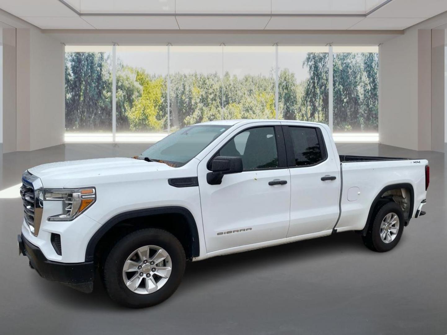 2019 WHITE GMC SIERRA EX-CAB SLT (1GTR9AEF0KZ) with an 5.3L engine, Automatic transmission, located at 908 SE 14th Street, Des Moines, IA, 50317, (515) 281-0330, 41.580303, -93.597046 - Photo#7