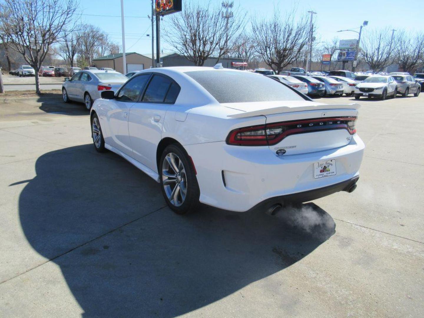 2021 WHITE DODGE CHARGER R/T (2C3CDXCT4MH) with an 5.7L engine, Automatic transmission, located at 908 SE 14th Street, Des Moines, IA, 50317, (515) 281-0330, 41.580303, -93.597046 - Photo#6