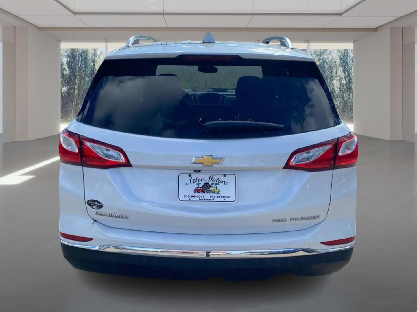 2020 WHITE CHEVROLET EQUINOX PREMIER (2GNAXXEV5L6) with an 1.5L engine, Automatic transmission, located at 908 SE 14th Street, Des Moines, IA, 50317, (515) 281-0330, 41.580303, -93.597046 - Photo#3